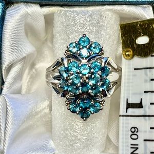 Beautiful Blue Topaz Cluster Ring 925